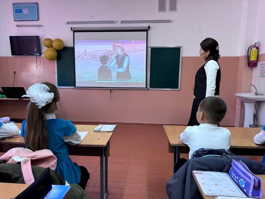 “МЕН АДАЛДЫҚТЫ ЖАҚСЫ КӨРЕМІН”